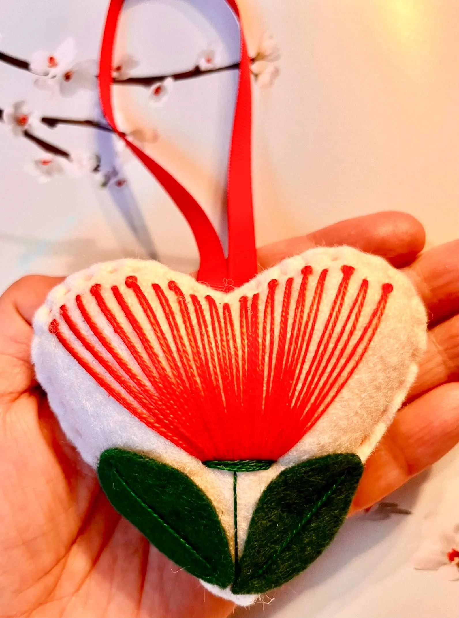 Pohutukawa Felt Heart decoration